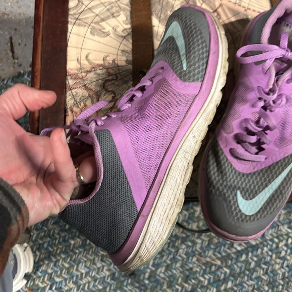 Nike Running Shoes - Picture 11 of 11